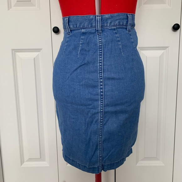 Seed Heritage Denim-like skirt with buttons AUS8 (US4) - Picture 4 of 7